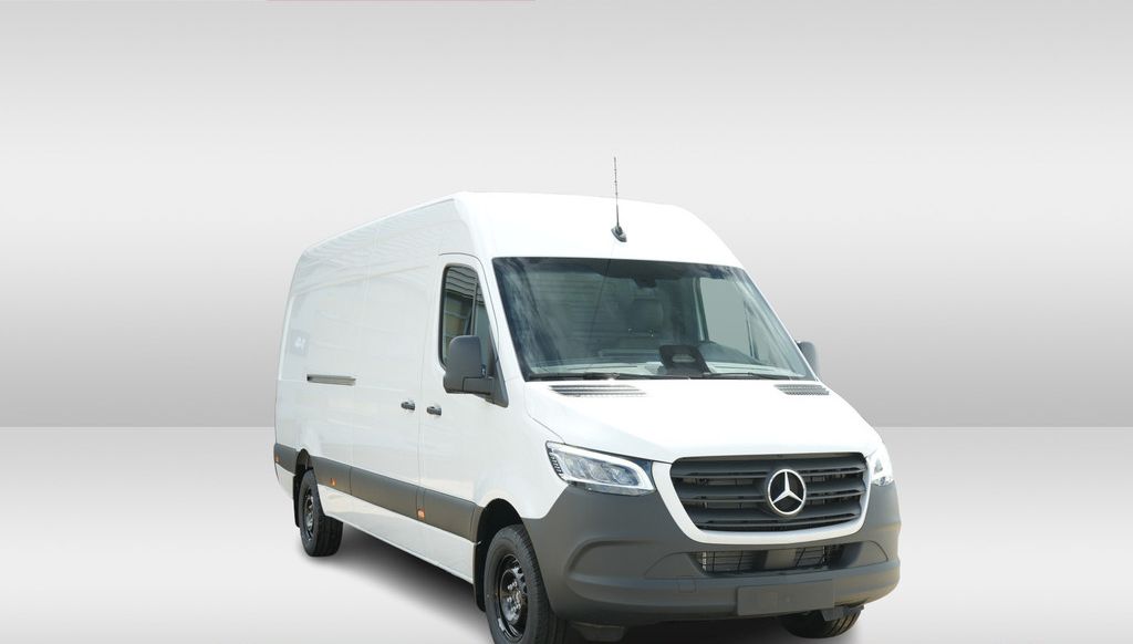 Mercedes-Benz Sprinter Bestelbus 317 L3H2 170 ch Aut. VOORRAAD LED/ 3.5t Attelage/ MBUX/ Carplay/ Navi/ Caméra/ Cruise