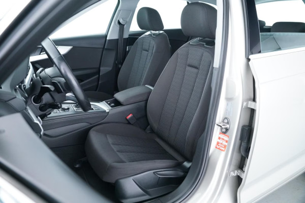 audi-a4-avant-design-20tdi-automatik-navi-7.jpg