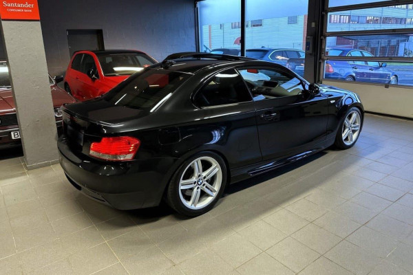 bmw-serie-1-135ia-coupe-m-sport-21.jpg