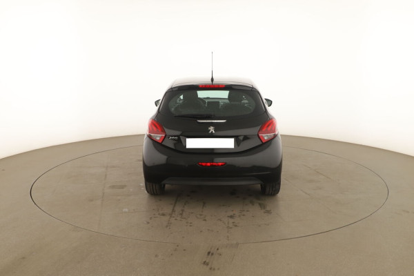 peugeot-208-12-puretech-allure-2.jpg