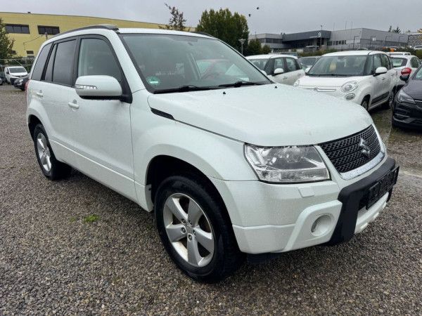 suzuki-grand-vitara-24-vvt-limited-comfort-8.jpg