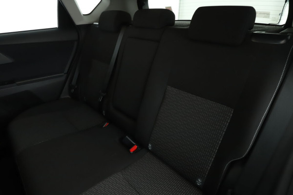 toyota-auris-20-d-4d-feel-5.jpg