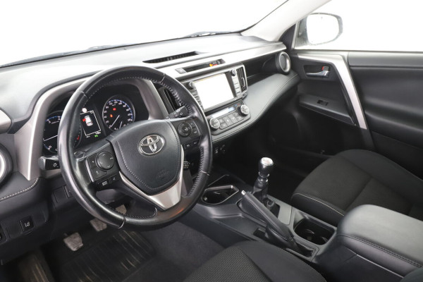 toyota-rav-4-20-d-4d-dynamic-9.jpg
