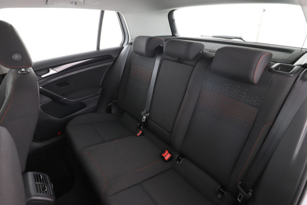 volkswagen-golf-vii-14-tsi-bluemotion-tech-sound-bv6-5.jpg