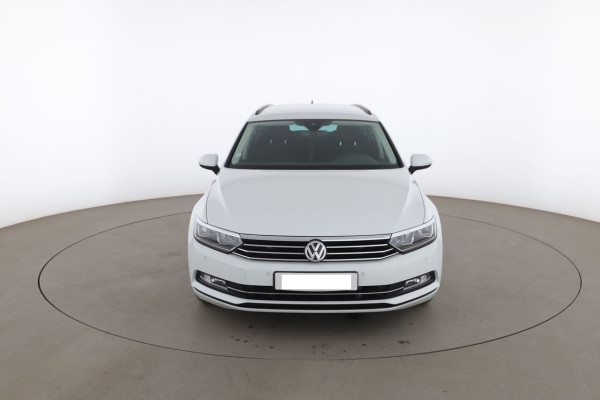 volkswagen-passat-sw-18-tsi-bluemotion-tech-dsg7-1-3.jpg