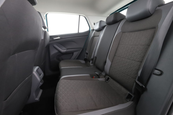 volkswagen-t-cross-10-tsi-r-line-dsg-4.jpg