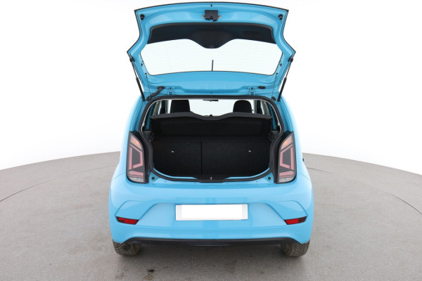 volkswagen-up-10-bluemotion-tech-up-connect-2.jpg